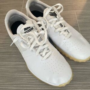 Nike Lunar Mont Royal golf shoes.